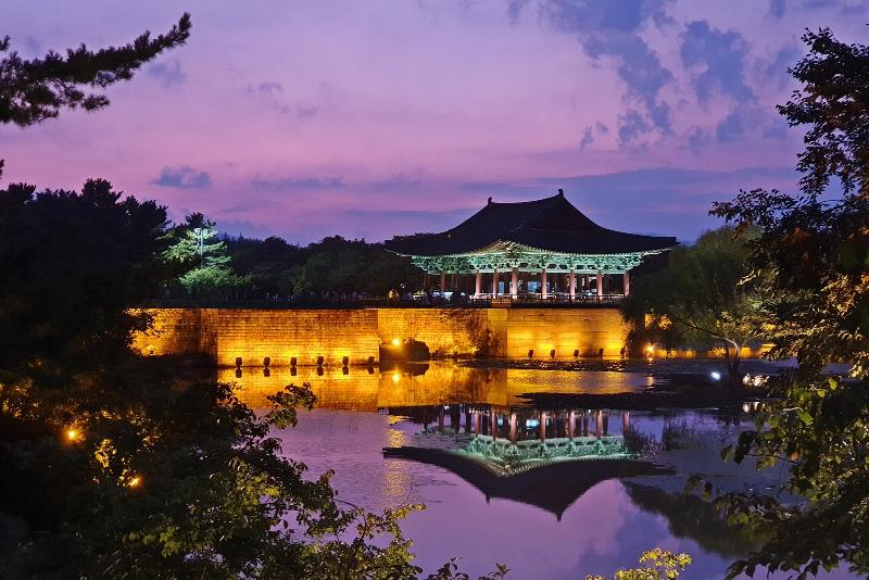 Panorama Istana Donggung dan Kolam Wolji di Gyeongju yang terpilih menjadi salah satu bintang Pariwisata Korea Tahun 2023. (Pemerintah Kota Gyeongju) 