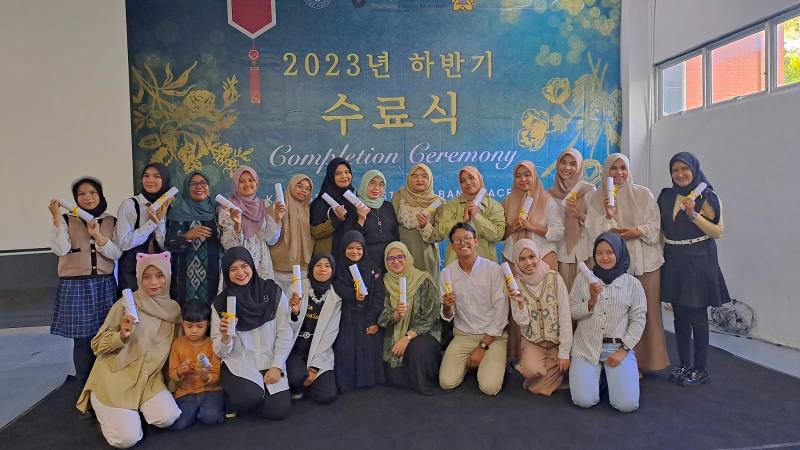 Foto Siswa King Sejong Institute Banda Aceh Yang Lulus Pada Semester Pertama.