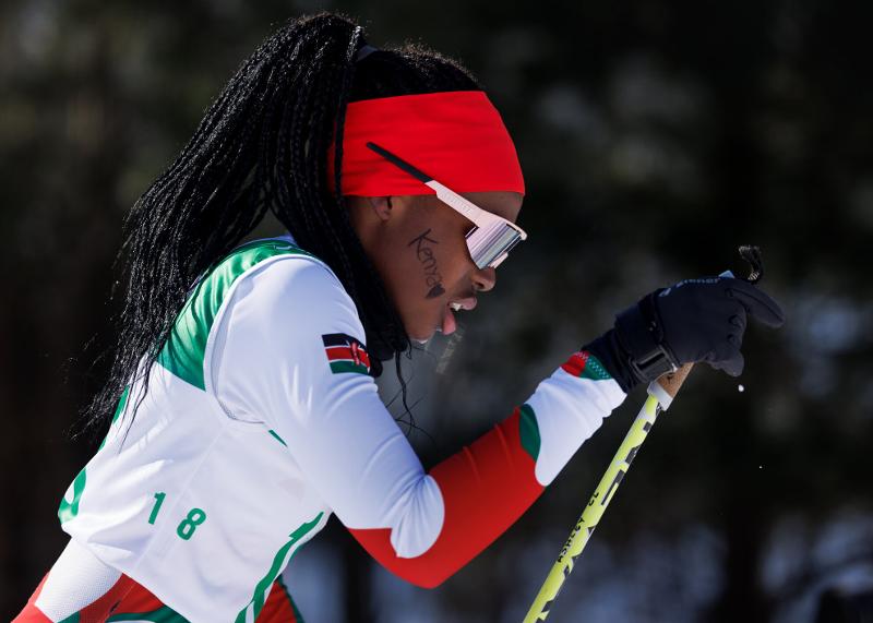 Atlet Kenya, Ashley Tshanda Ongong'a terlihat sedang berkompetisi dalam cabang olahraga ski lintas alam kategori 7,5 km klasik perorangan wanita yang digelar pada tanggal 30 Januari lalu di Alpensia Biathlon Centre, Pyeongchang-gun, Provinsi Gangwon.