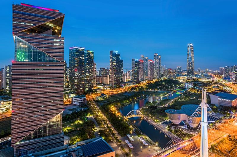 Bank Dunia menunjuk perekonomian Korea sebagai contoh utama untuk mengatasi 'perangkap pendapatan menengah'. Foto di atas menunjukkan panorama Kota Internasional Songdo, Incheon. (Organisasi Pariwisata Incheon) 
