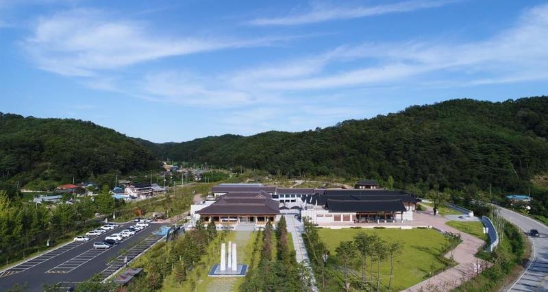 Monumen Gerakan Kemerdekaan Provinsi Gyeongsangbuk yang terletakk di Kota Andong, Provinsi Gyeongsangbuk. (Monumen Gerakan Kemerdekaan Provinsi Gyeongsangbuk)