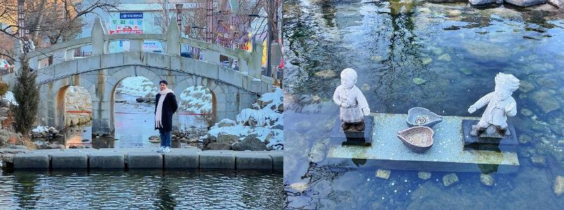 Pada bagian kiri terlihat penulis berfoto di jembatan yang terdapat di tengah taman, sedangkan pada bagian kanan terlihat dua patung kecil yang didirikan di bawah jembatan.  