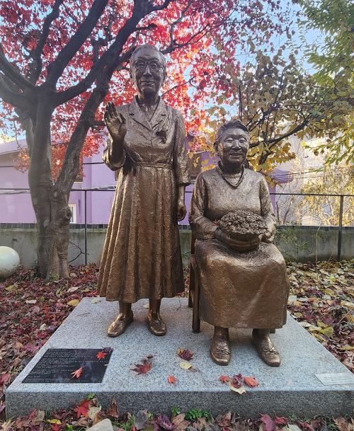 Patung jugun ianfu militer Jepang di War and Women;s Human Rights Museum, Mapo-gu, Seoul.