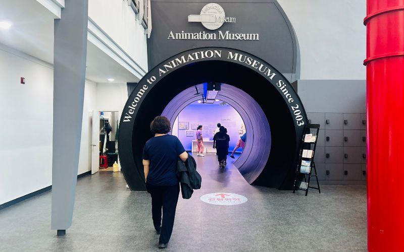 Museum Animasi didirikan pada tahun 2003 dan memainkan peran penting dalam mengukuhkan Chuncheon sebagai Kota Animasi yang mendukung industri animasi Korea. 