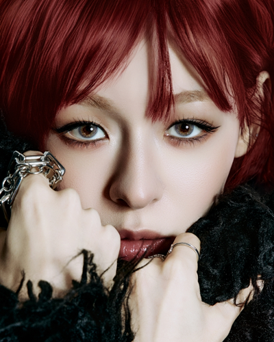 NIKA berkomitmen untuk terus berinovasi dalam menciptakan karya-karyanya. (Korea.net) 