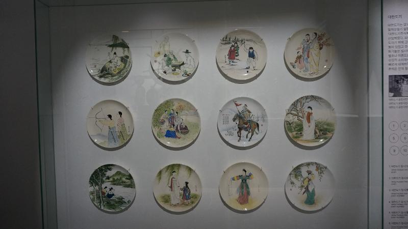 Beberapa hasil produksi Daehan Ceramics, jejak sejarah industri keramik di Yeongdo. 