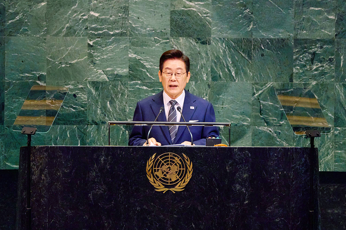 Presiden Lee Jae Myung menyampaikan pidato utama dalam Sidang Umum PBB ke-80 di Markas Besar PBB, New York, Amerika Serikat, pada tanggal 24 September 2025. (Cheong Wa Dae)