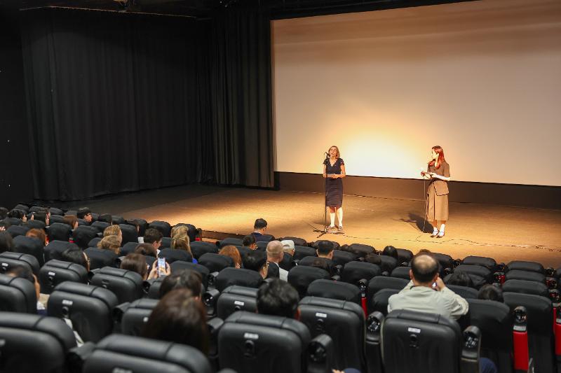 Kedutaan Besar Belanda di Korea menggelar pemutaran film dokumenter Dutch Soldiers in the Korean War: Documenting the Living History pada tanggal 23 Juni 2026 di Seoul Art Cinema, Jung-gu, Seoul. Lebih dari 100 penonton memadati ruang pemutaran untuk mengenang pengorbanan para veteran Perang Korea serta makna historis perjuangan mereka. 