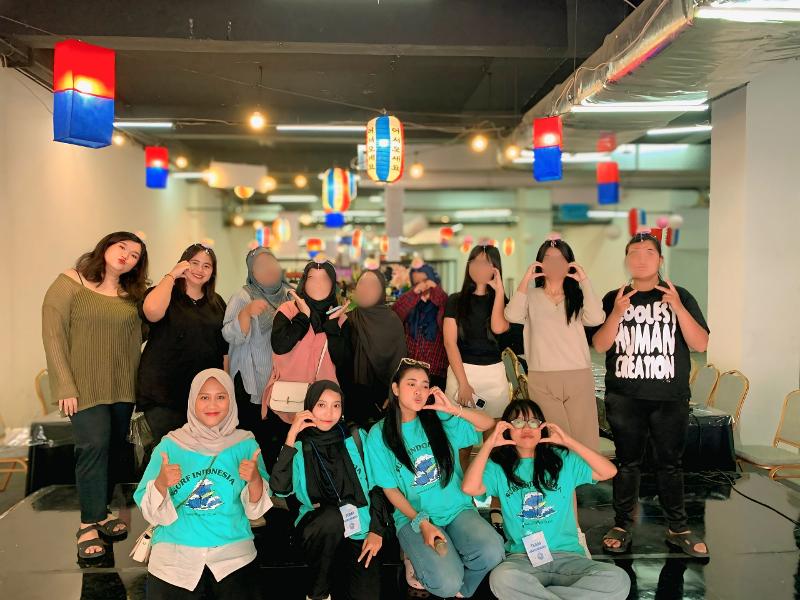 Sesi foto bersama peserta dan panitia dalam lokakarya membuat baessi daenggi kreasi sendiri yang digelar pada tanggal 17 Juli 2026 di Palembang Indah Mall.  