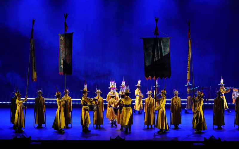 Pertunjukan HEXAGRAM 22 pada tanggal 23 Juli 2026 di BEXCO dibuka dengan daechwita, musik prosesi kerajaan pada masa Dinasti Joseon. (Korea National Intangible Heritage Center) 