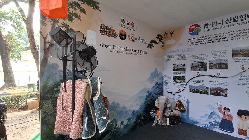 Area pengalaman budaya dan zona foto disediakan di stan KIFC pada perayaan HKAN 2026 tanggal 20-23 Agustus 2026 di Taman Margasatwa Ragunan, Jakarta. 