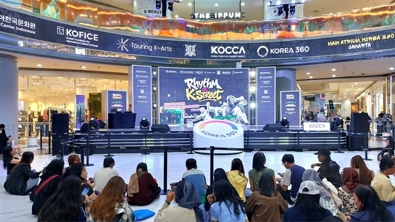 Pertunjukan street dance Korea bertajuk Rhythm of K-Street diselenggarakan pada Sabtu (05/09/2026) di Main Atrium, KOREA 360, Jakarta. 