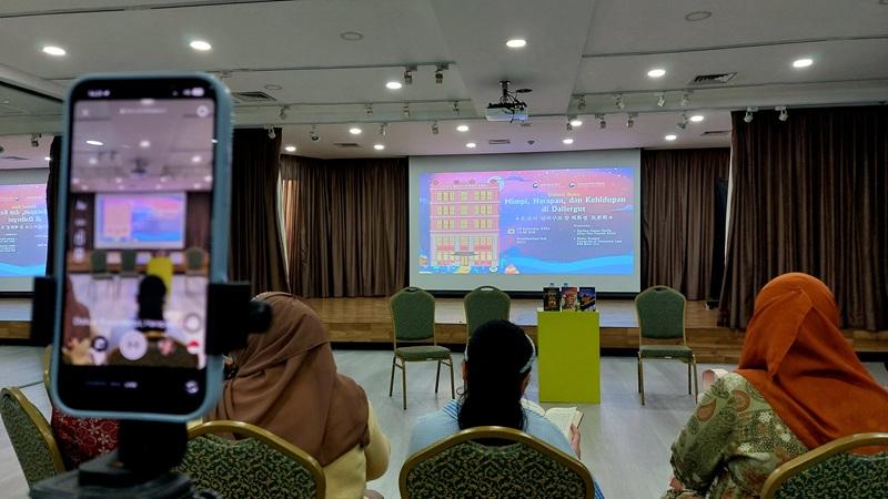 Korean Cultural Center Indonesia (KCCI) mengadakan Diskusi Buku: Mimpi, Harapan, dan Kehidupan di Dallergut pada Jumat (18/09/2026) di Aula Multifungsi KCCI. 
