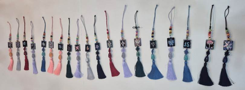 Beragam norigae hasil karya peserta memperlihatkan kreativitas melalui perpaduan warna, ornamen, dan simpul tradisional Korea dalam Sejong Culture Academy 2026 pada tanggal 24-25 September 2026 di Unika Atma Jaya, Jakarta. 
