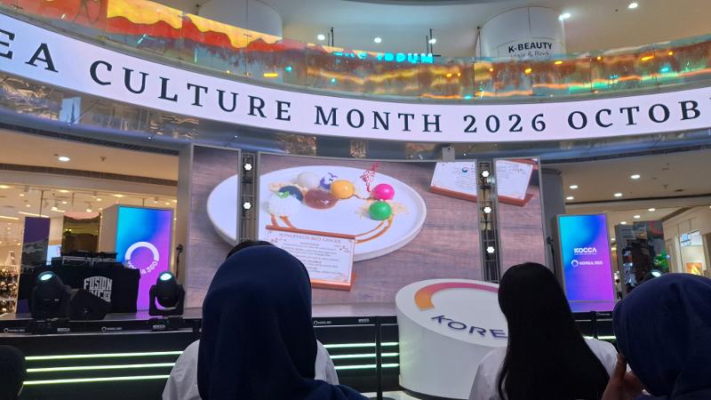 Kreasi hidangan penutup Livia dan Claudia yaitu songpyeon dengan jahe merah ditampilkan pada Acara Penghargaan Pemenang K-Dessert Contest 2026: Sweet Connection tanggal 19 Oktober 2026 di Main Atrium KOREA 360, Jakarta.  