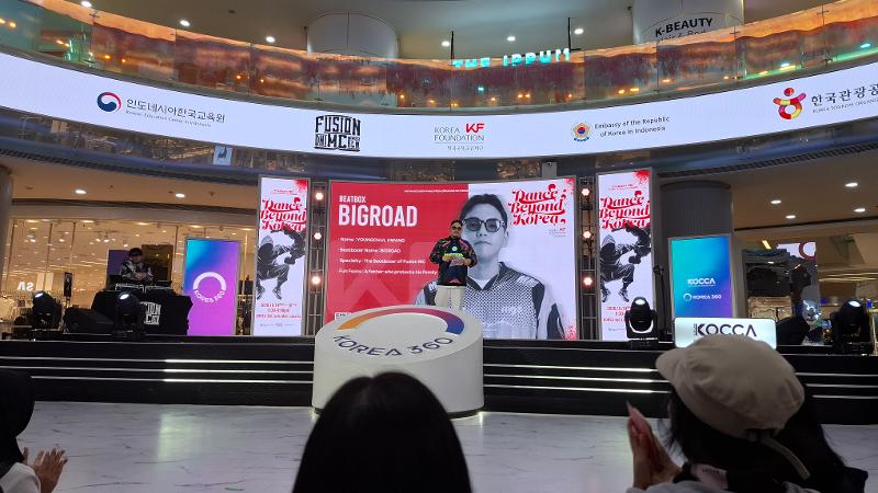 BigRoad selaku beatboxer Fusion MC memandu pertunjukan Dance Beyond Korea tanggal 19 Oktober 2026 di Main Atrium KOREA 