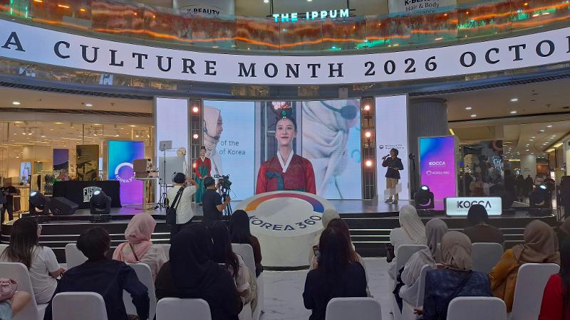 Hasil riasan wajah pengantin wanita Korea pada K-Makeup: Glow with Hanbok tanggal 20 Oktober 2026 di Main Atrium KOREA 360, Jakarta memberikan kesan yang lebih menonjol dan kuat. 