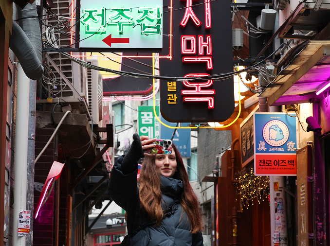 [Tren Wisata 2025]  ② Myeongdong dan Hongdae: Primadona Wisata Korea