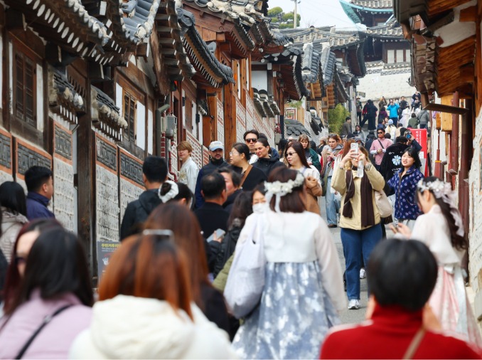 Wisatawan Asing ke Korea Tembus 2 Juta Dua Bulan Berturut-turut
