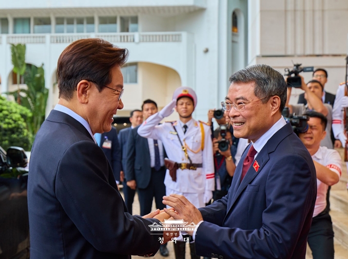 Presiden Lee Dorong Kerja Sama Korea–Vietnam untuk “Keajaiban Sungai Merah”