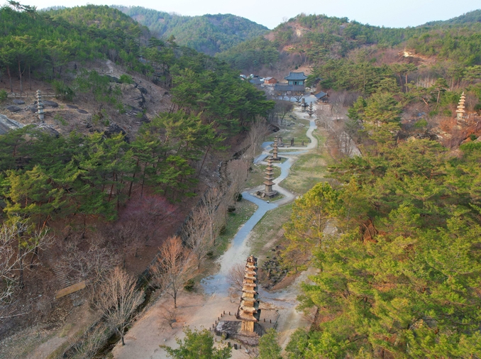 [Daftar Sementara Warisan Dunia UNESCO di Korea] ③ Patung Buddha dan Pagoda di Kuil Unjusa